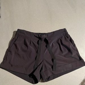 Lululemon on the fly shorts